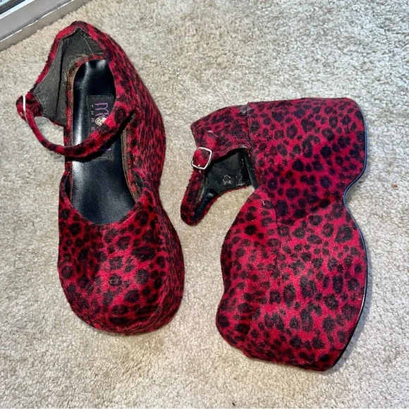Vintage 90s Platforms-Red Leopard Velvet Morbid Threads Mary Janes 8.5 (*read) - Picture 3 of 16